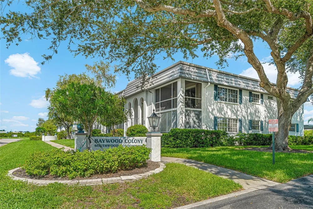 1647 SOUTHWOOD STREET #1647 Sarasota, FL 34231