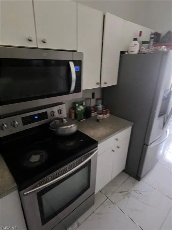 2724 6th Street SW Lehigh Acres, FL 33976