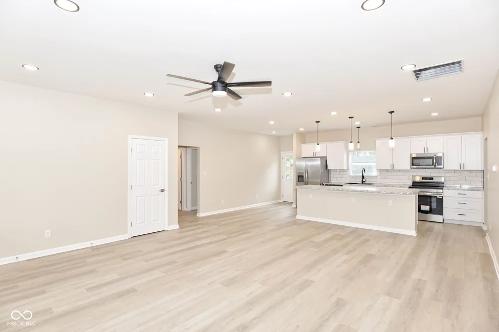 8332 Aspen Court Indianapolis, IN 46226