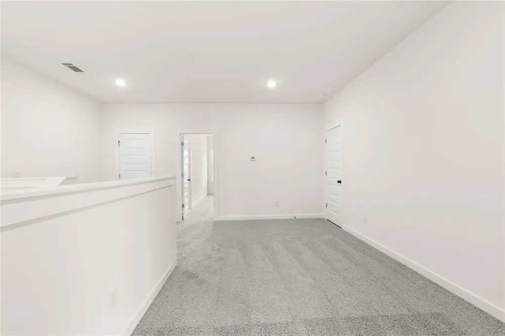 8350 Creekside Overlook Drive Gainesville, GA 30506