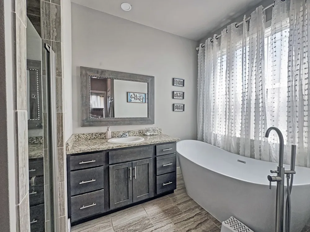 6003 Sunrise Athens, TX 75752