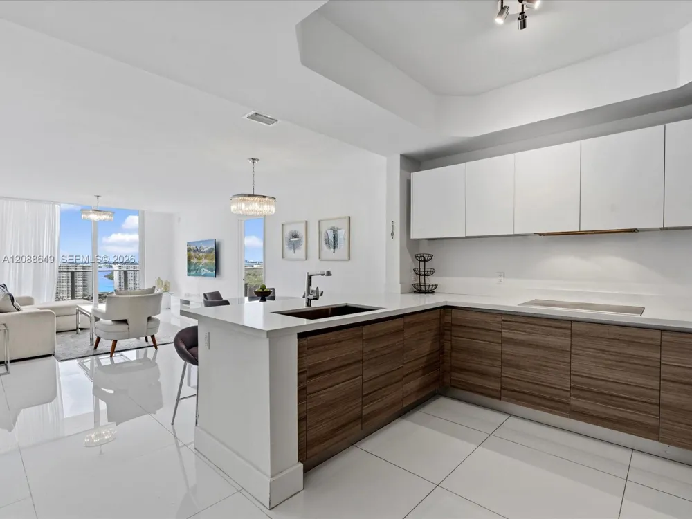 300 Sunny Isles Blvd #4-2506 Sunny Isles Beach, FL 33160