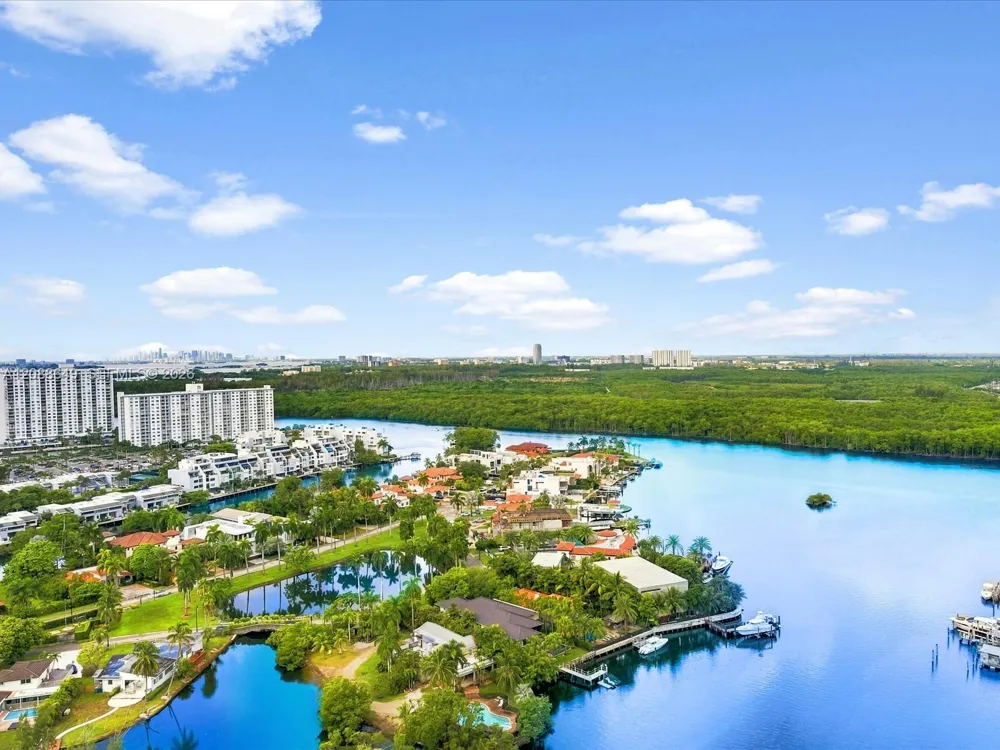 300 Sunny Isles Blvd #4-2506 Sunny Isles Beach, FL 33160