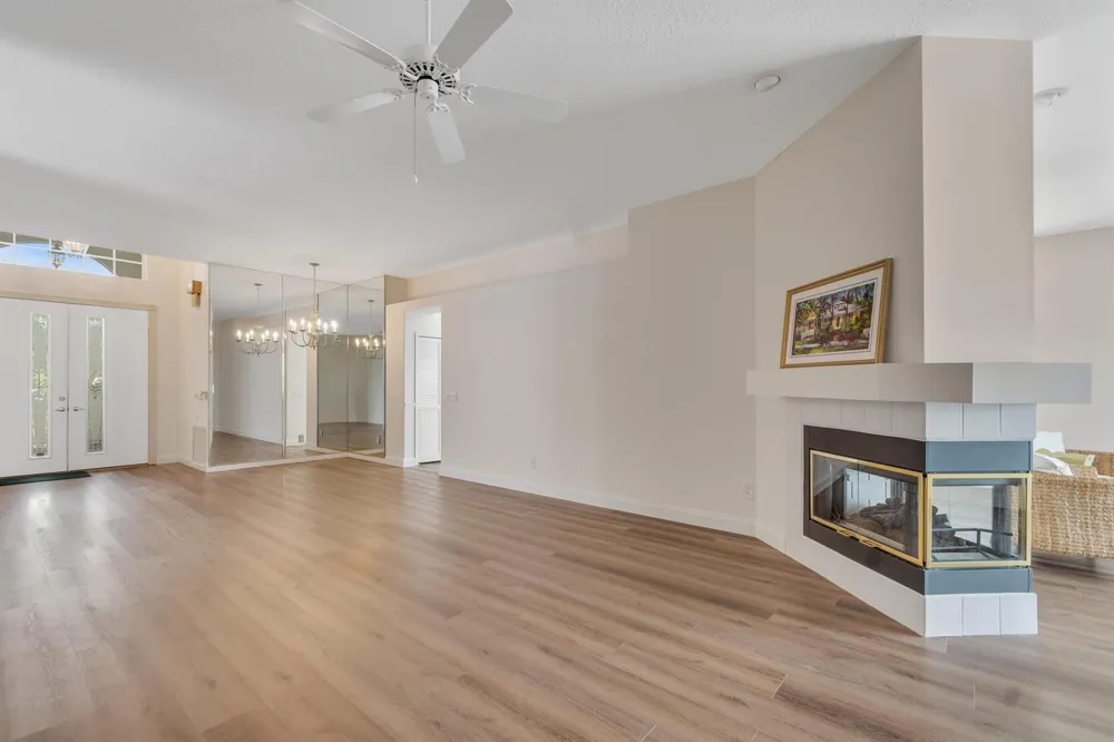 534 NW LAMBRUSCO DRIVE Port St. Lucie, FL 34986