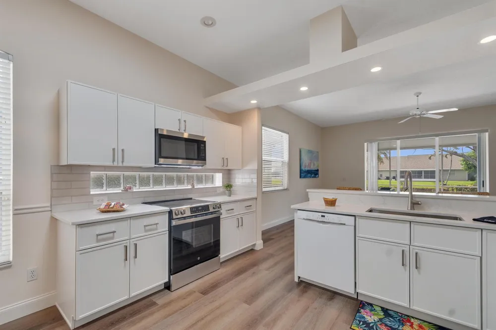 534 NW LAMBRUSCO DRIVE Port St. Lucie, FL 34986