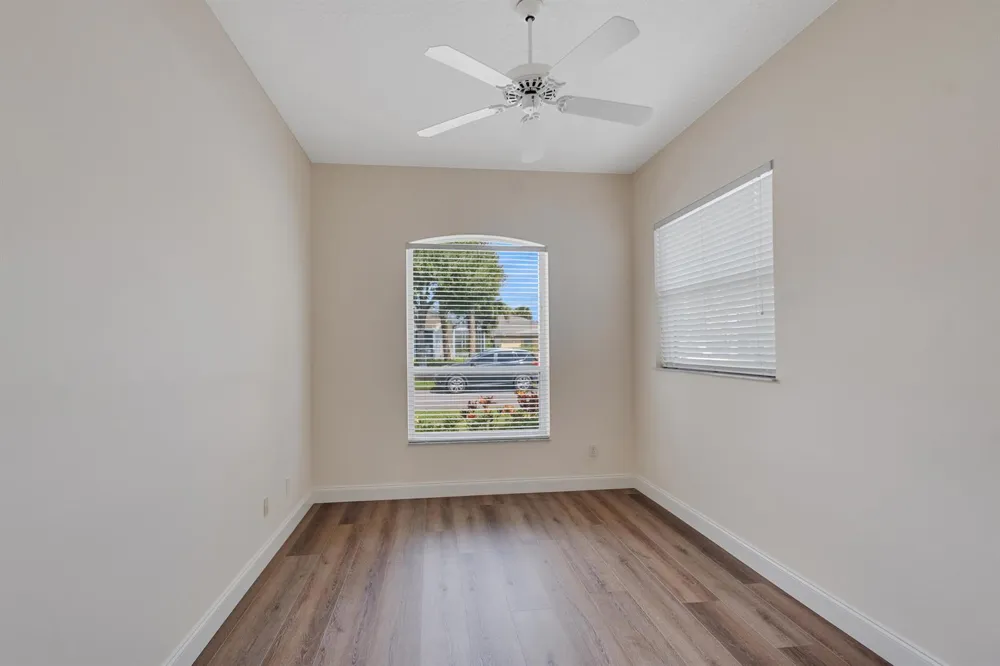 534 NW LAMBRUSCO DRIVE Port St. Lucie, FL 34986