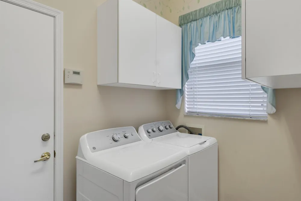 534 NW LAMBRUSCO DRIVE Port St. Lucie, FL 34986