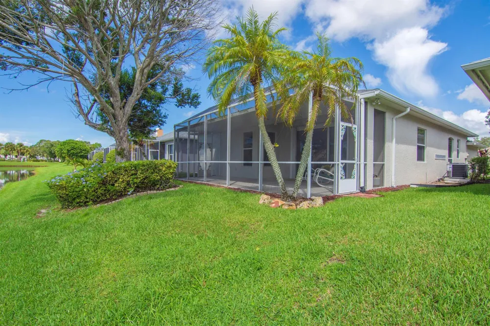 534 NW LAMBRUSCO DRIVE Port St. Lucie, FL 34986