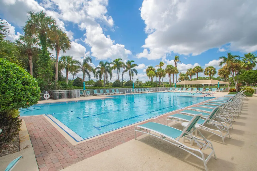534 NW LAMBRUSCO DRIVE Port St. Lucie, FL 34986