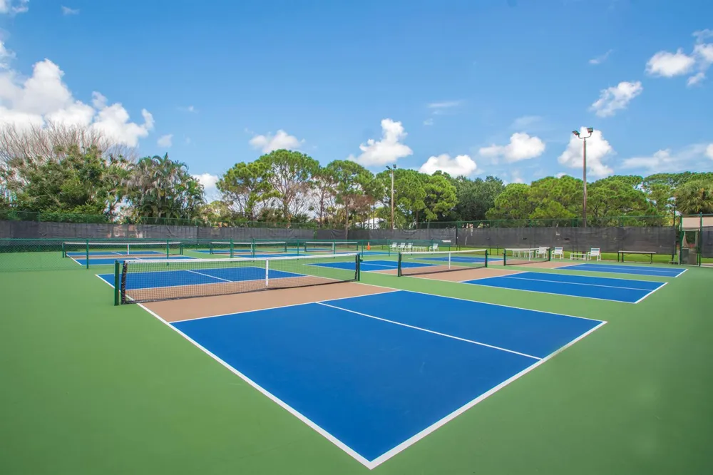 534 NW LAMBRUSCO DRIVE Port St. Lucie, FL 34986