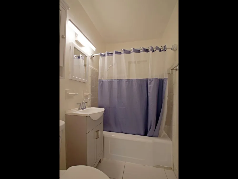 1026 NW 7TH AVENUE Fort Lauderdale, FL 33311