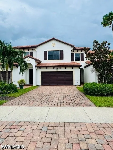 BRISTOL CIRCLE Naples, FL 34120