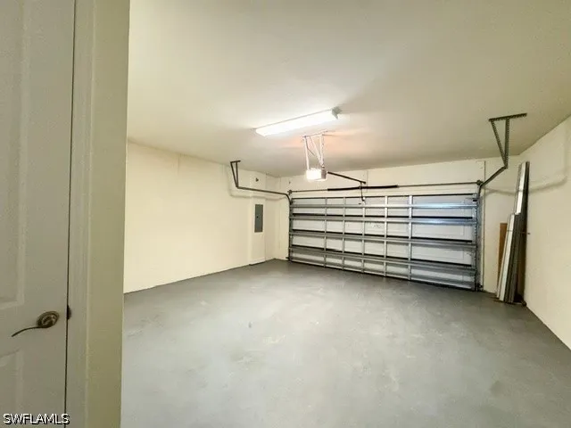 BRISTOL CIRCLE Naples, FL 34120