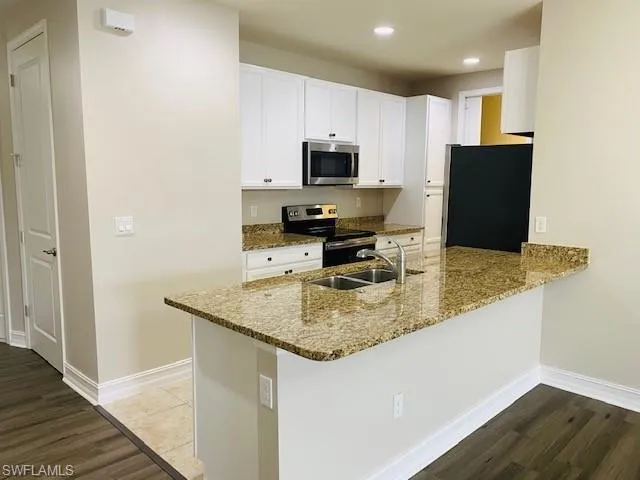 7944 BRISTOL CIRCLE Naples, FL 34120