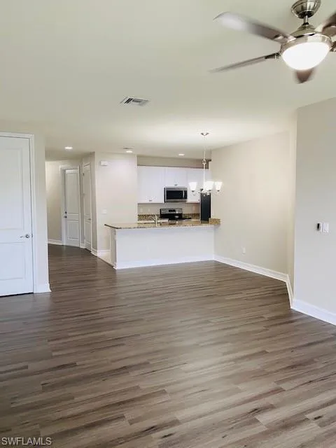 7944 BRISTOL CIRCLE Naples, FL 34120