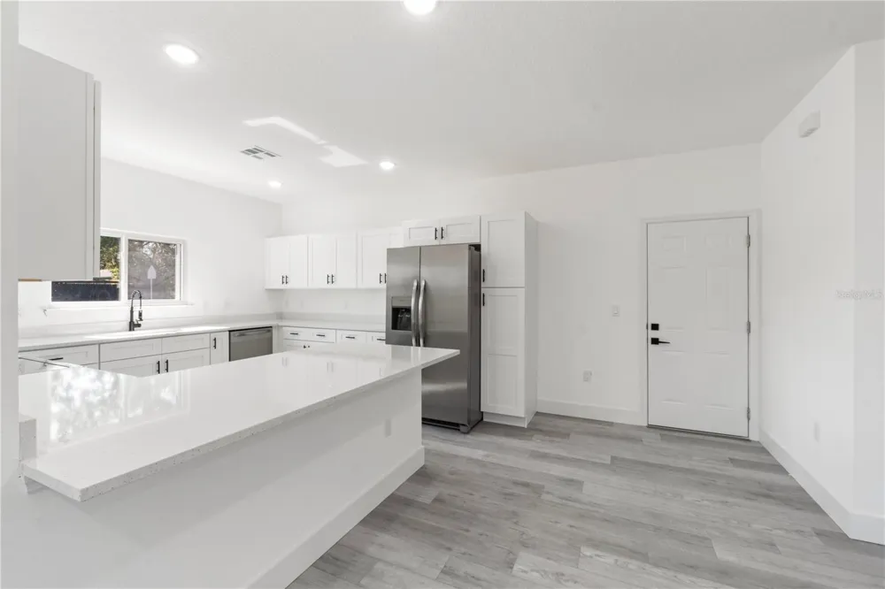832 E DESOTO STREET Clermont, FL 34711