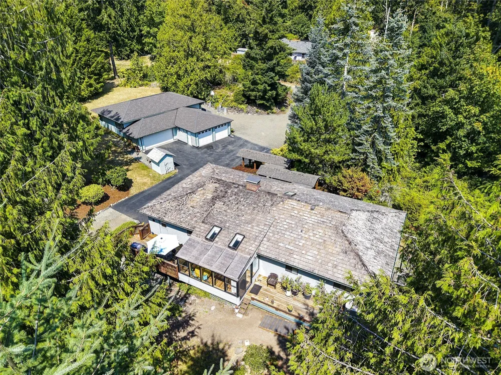 2357 Mountain View Road E Port Orchard, WA 98366