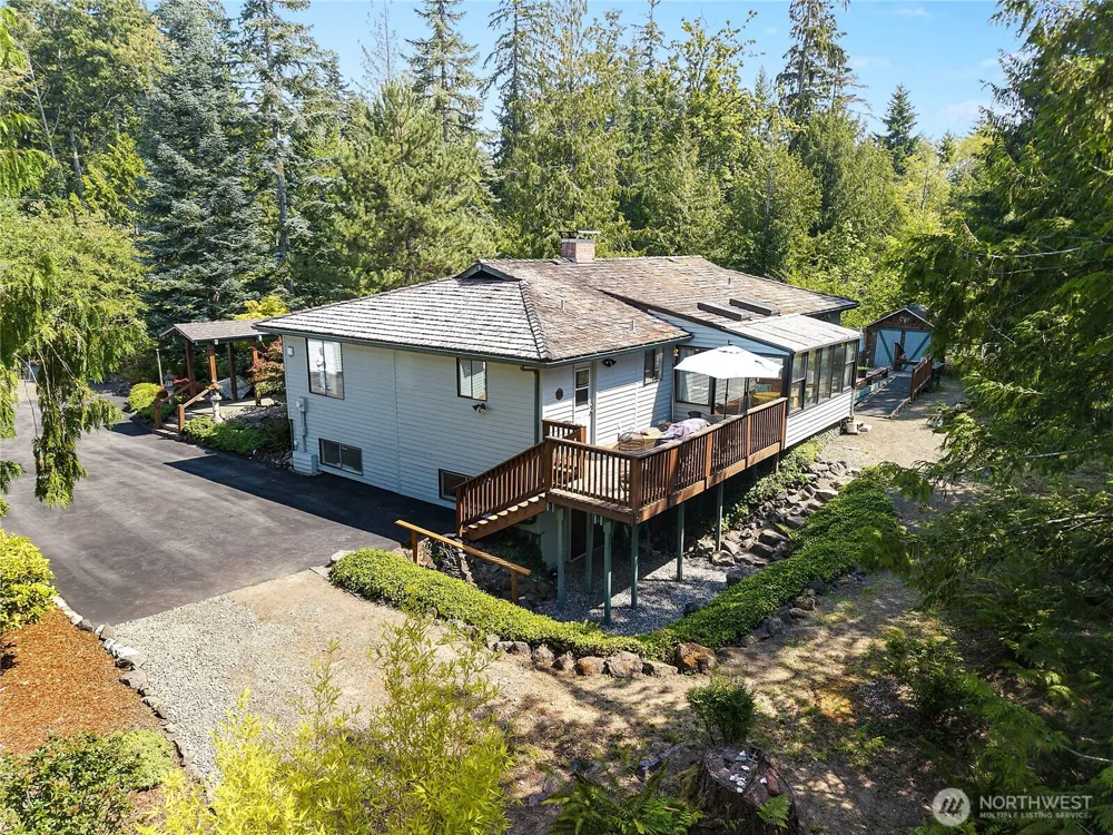 2357 Mountain View Road E Port Orchard, WA 98366