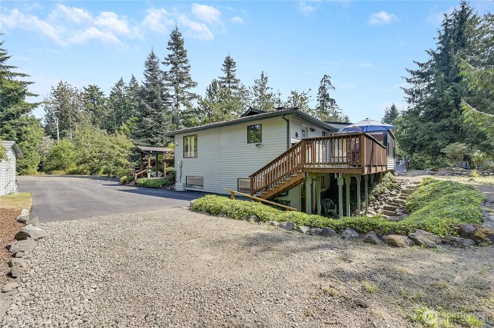 2357 Mountain View Road E Port Orchard, WA 98366