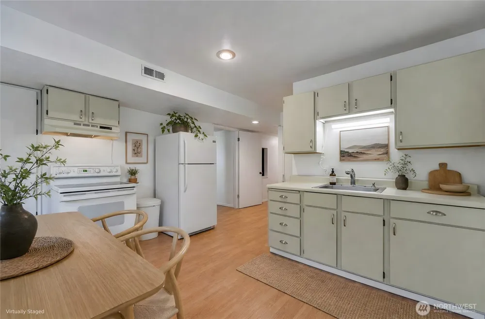 2357 Mountain View Road E Port Orchard, WA 98366