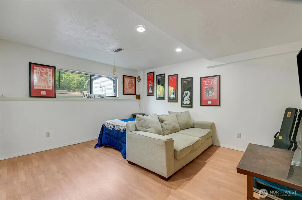 2357 Mountain View Road E Port Orchard, WA 98366