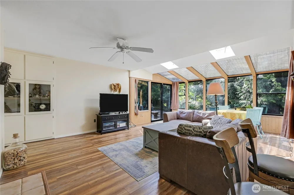 2357 Mountain View Road E Port Orchard, WA 98366