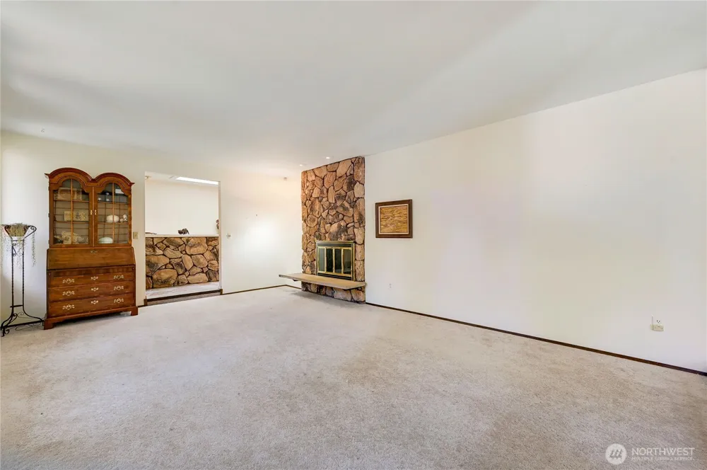 2357 Mountain View Road E Port Orchard, WA 98366