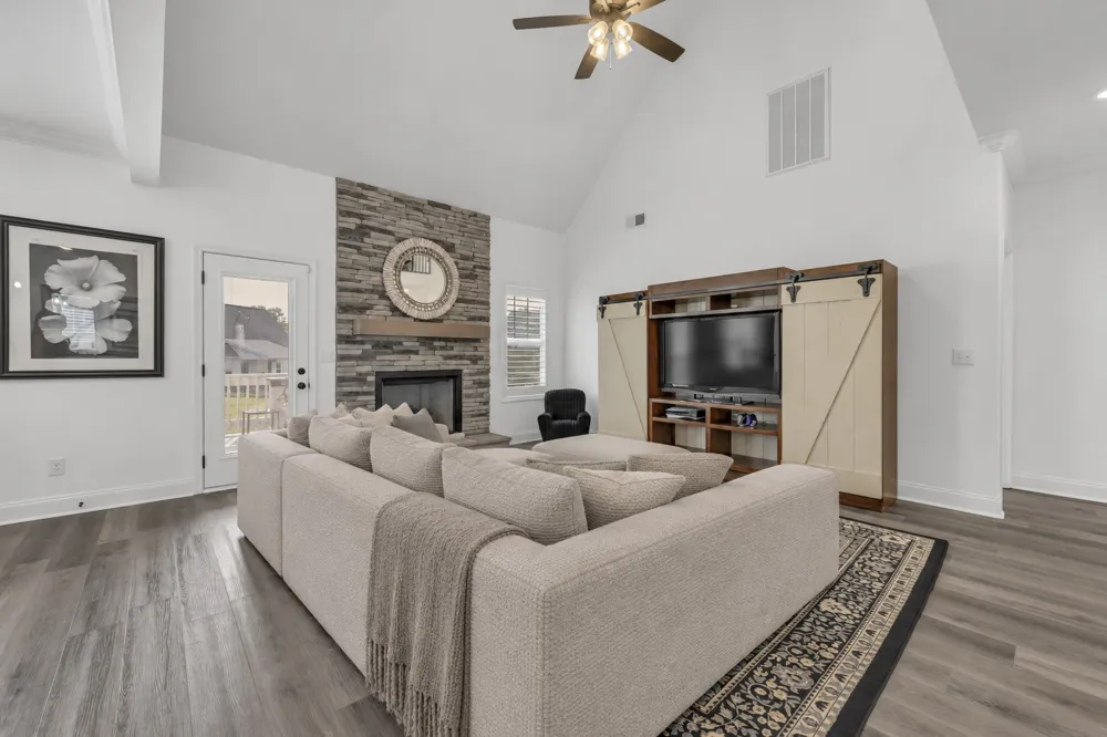 577 Dexter Dr Clarksville, TN 37043