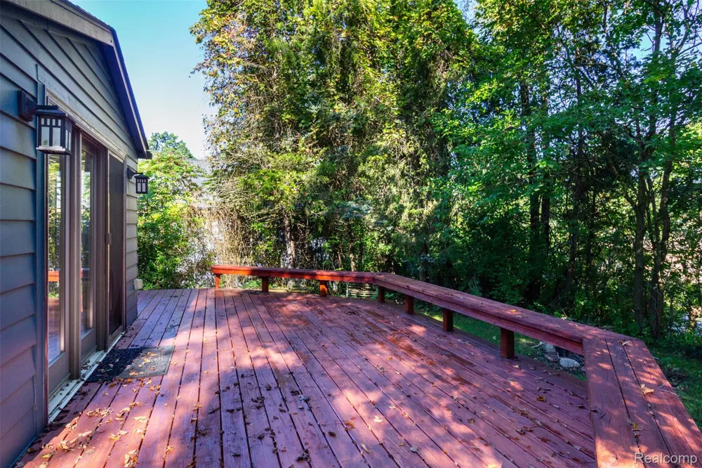 14044 Ridgemont Street Dexter Township, MI 48137