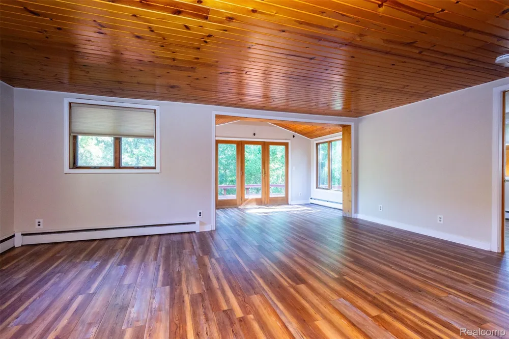14044 Ridgemont Street Dexter Township, MI 48137