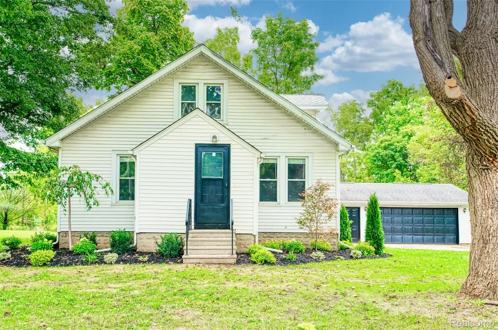26475 W Michigan Avenue Sheridan Township, MI 49224