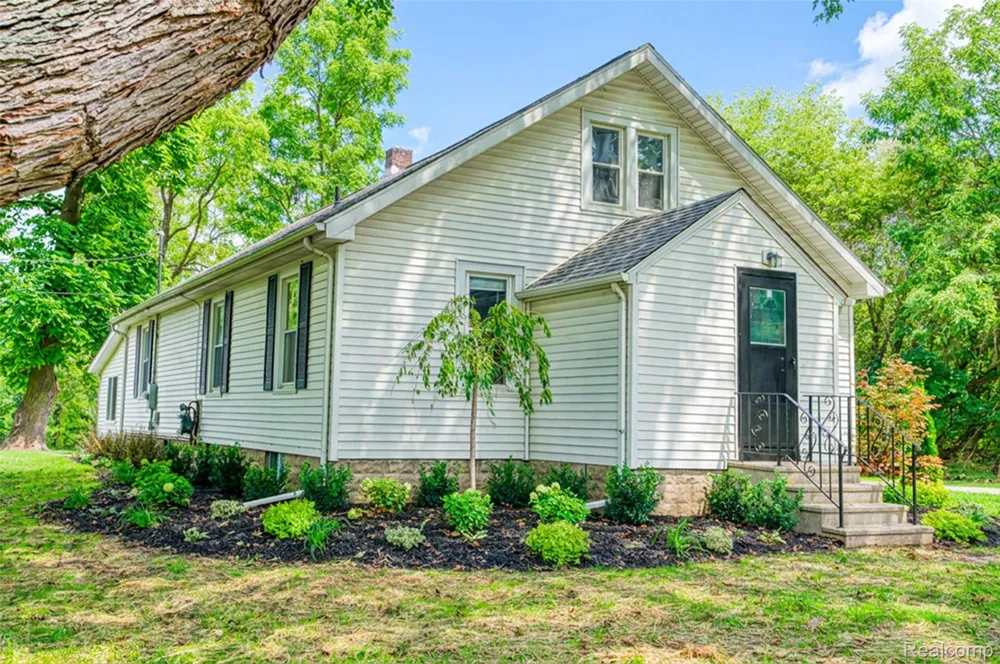 26475 W Michigan Avenue Sheridan Township, MI 49224