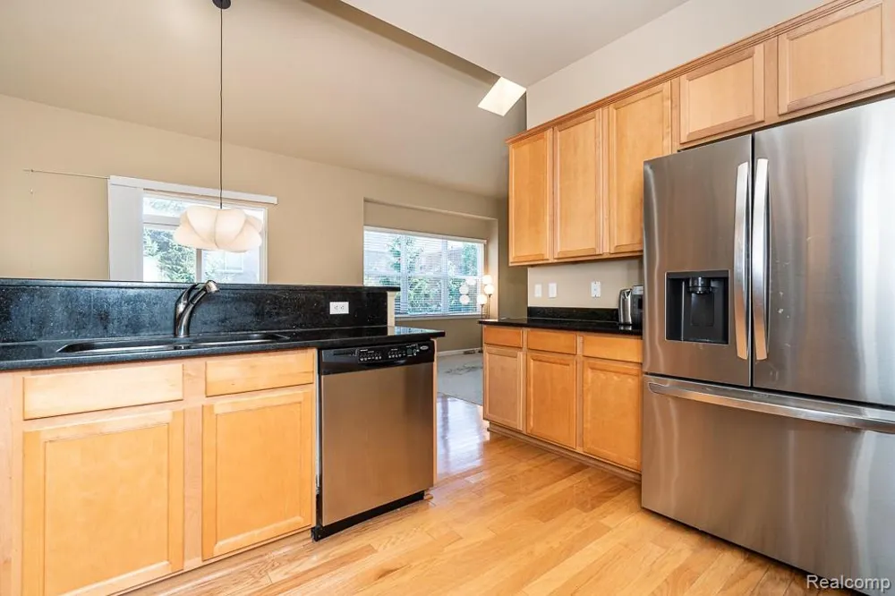 2230 Palmetto Commerce Charter Township, MI 48382