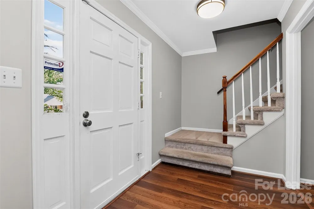2438 Knickerbocker Drive Charlotte, NC 28212