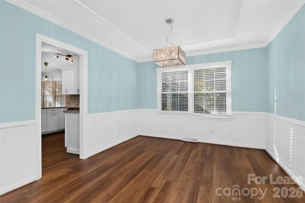 2438 Knickerbocker Drive Charlotte, NC 28212