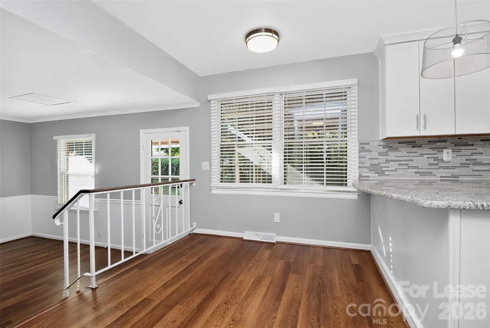 2438 Knickerbocker Drive Charlotte, NC 28212