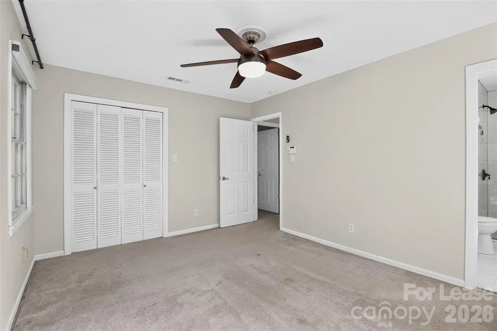 2438 Knickerbocker Drive Charlotte, NC 28212