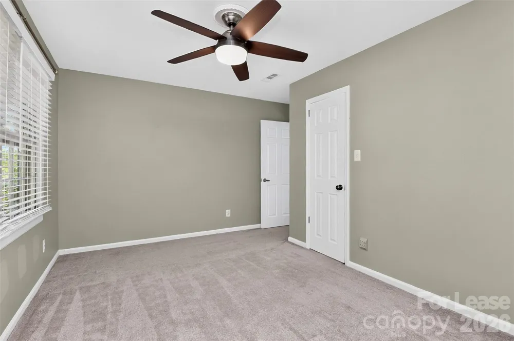2438 Knickerbocker Drive Charlotte, NC 28212