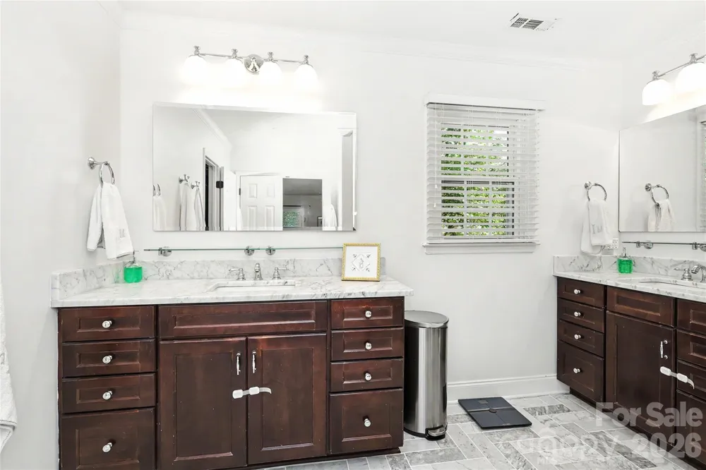 7815 Covey Chase Drive Charlotte, NC 28210
