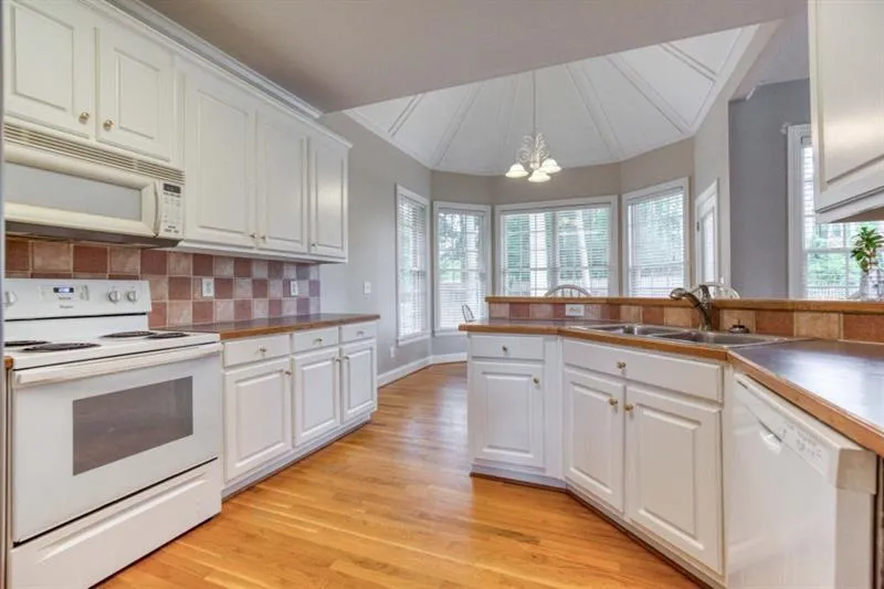 518 Mary Margaret Walk Loganville, GA 30052
