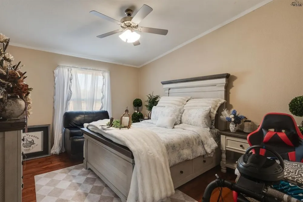 7653 FM 2606 Henrietta, TX 76365