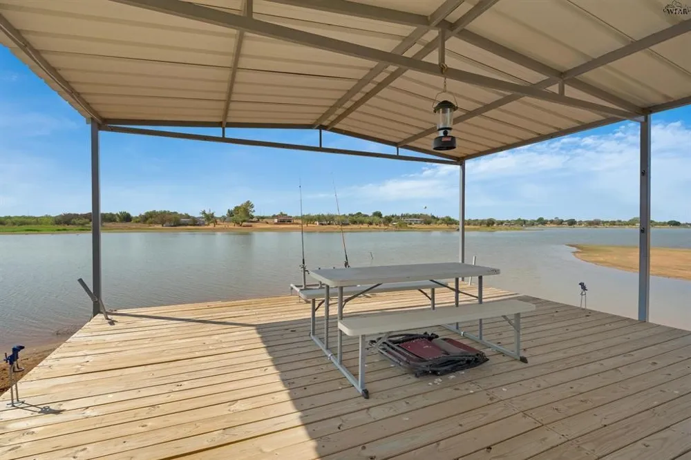 7653 FM 2606 Henrietta, TX 76365