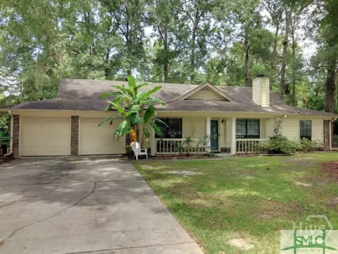145 Robinson Loop