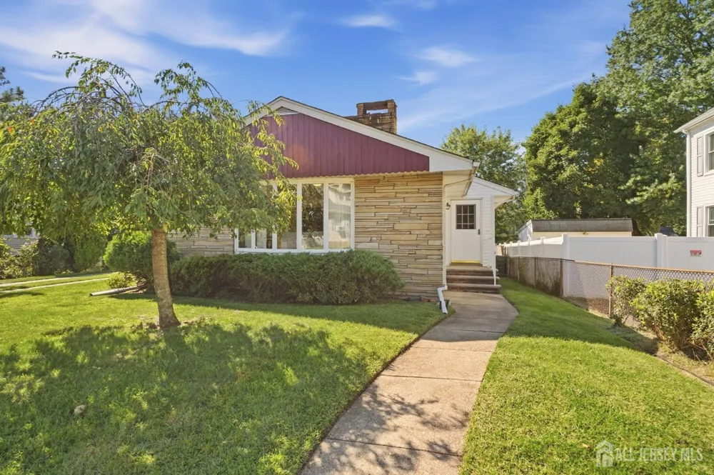 140 Lexington Avenue Edison, NJ 08817