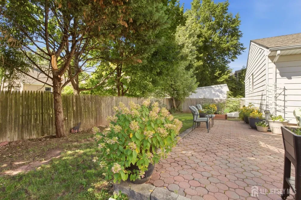 140 Lexington Avenue Edison, NJ 08817