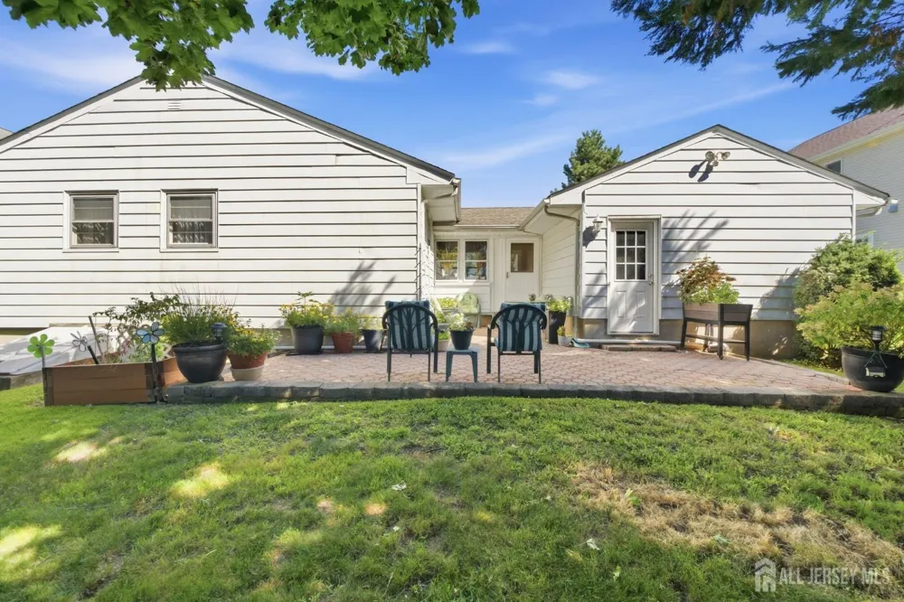 140 Lexington Avenue Edison, NJ 08817