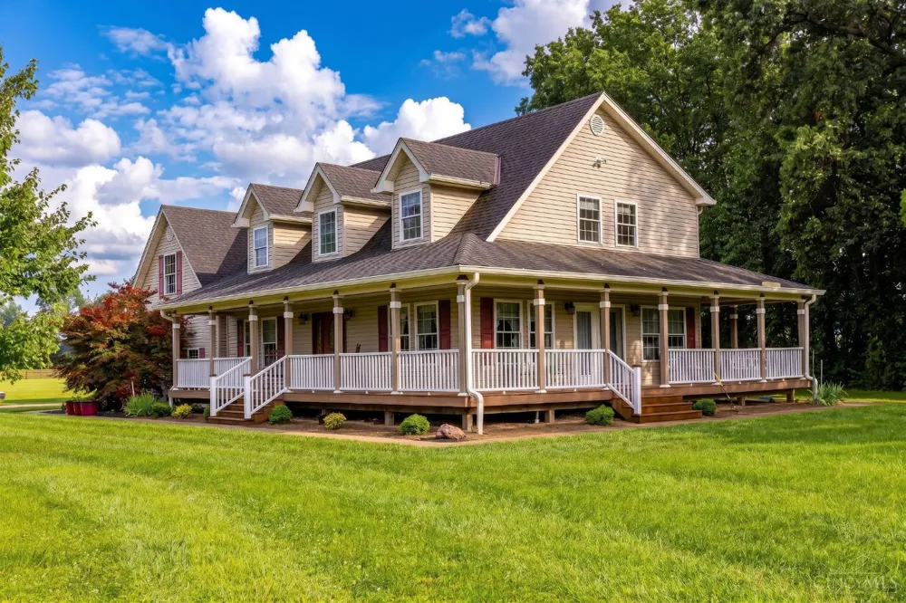 2435 St Rt 28 Goshen, OH 45122