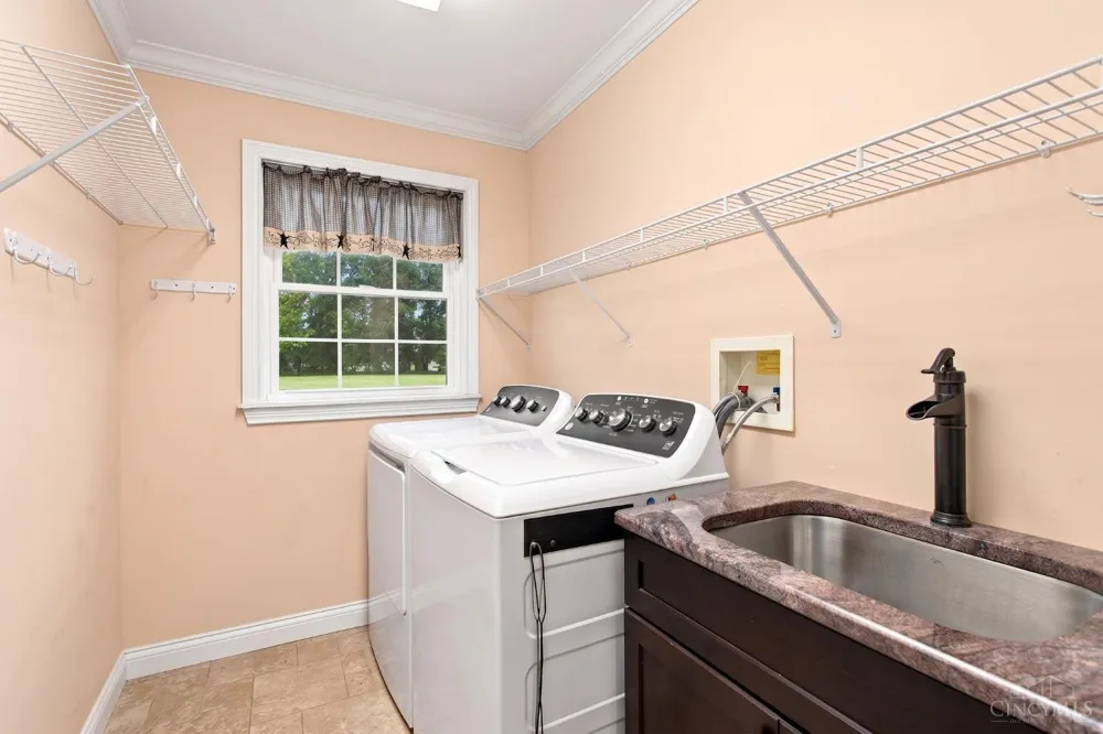 2435 St Rt 28 Goshen, OH 45122