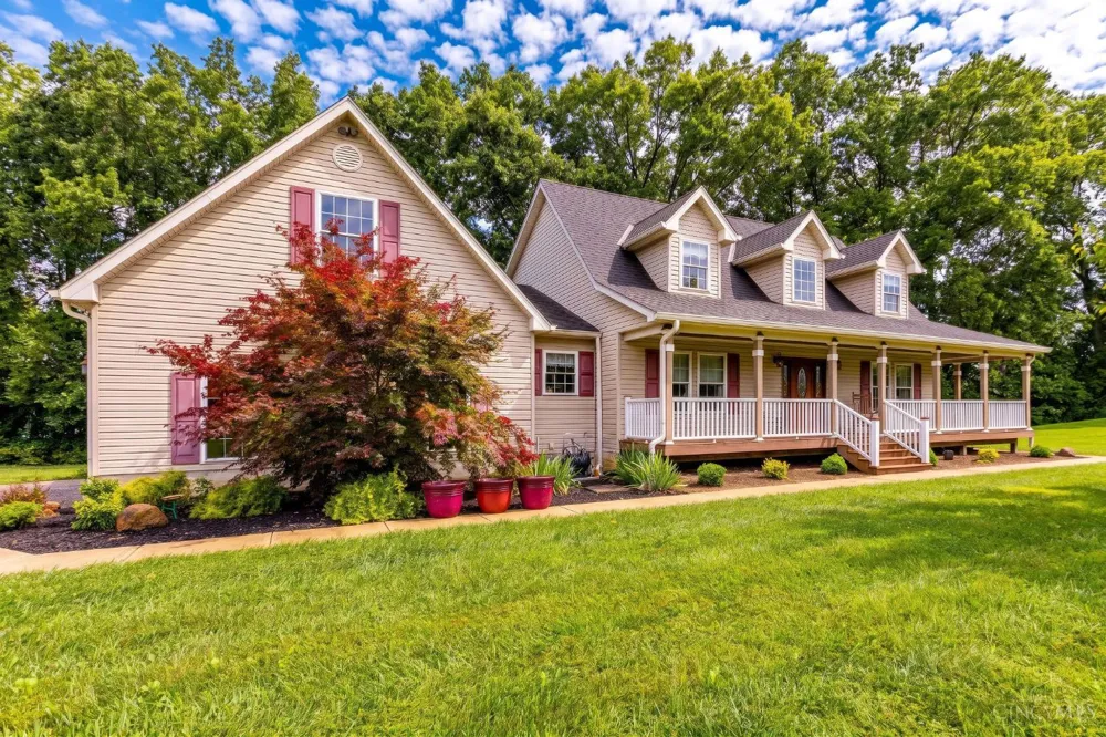 2435 St Rt 28 Goshen, OH 45122