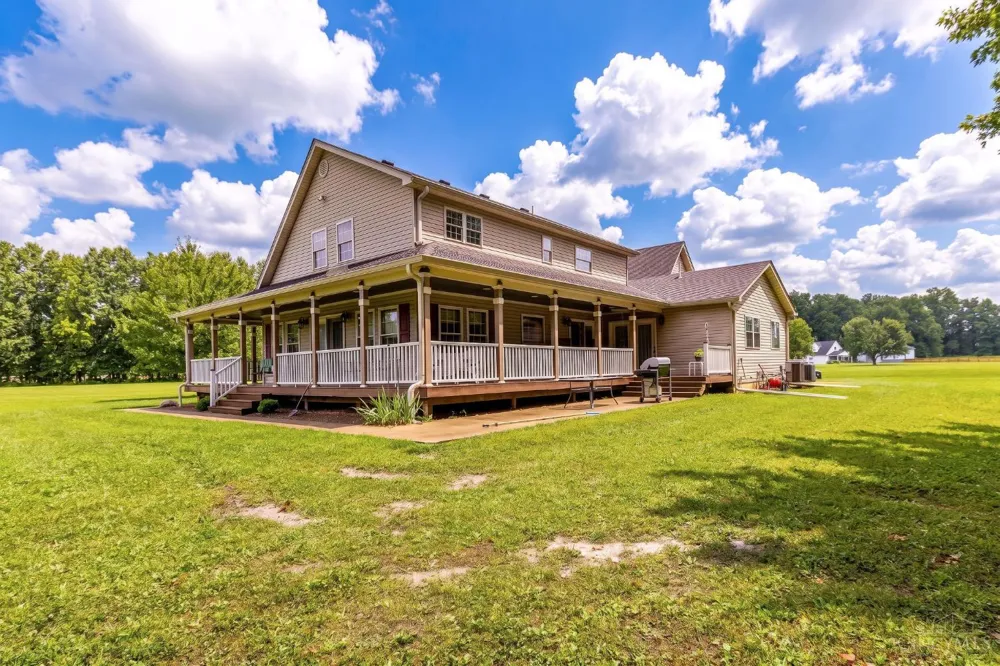 2435 St Rt 28 Goshen, OH 45122